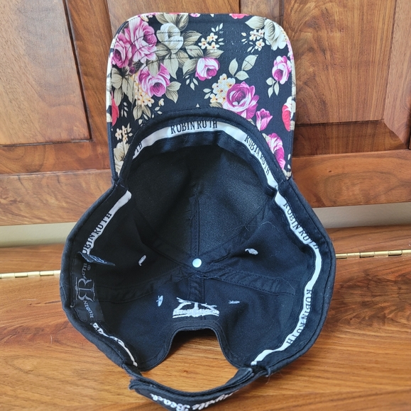 Robin Ruth Myrtle Beach Cap - Picture 2 of 3